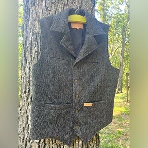Powder River Men’s 80% Wool Vest Small